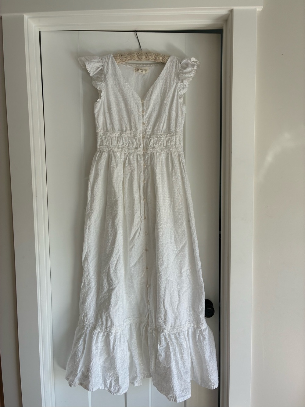 Rachel Zoe cottagecore maxi dress white ruffle skirt buttons flutter sleeve 2